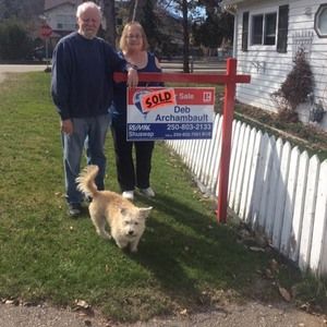 Meet your Posher, Debbie